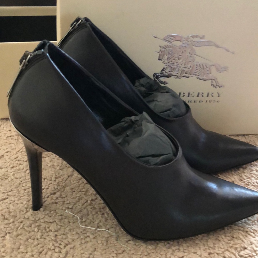 Burberry shoes
